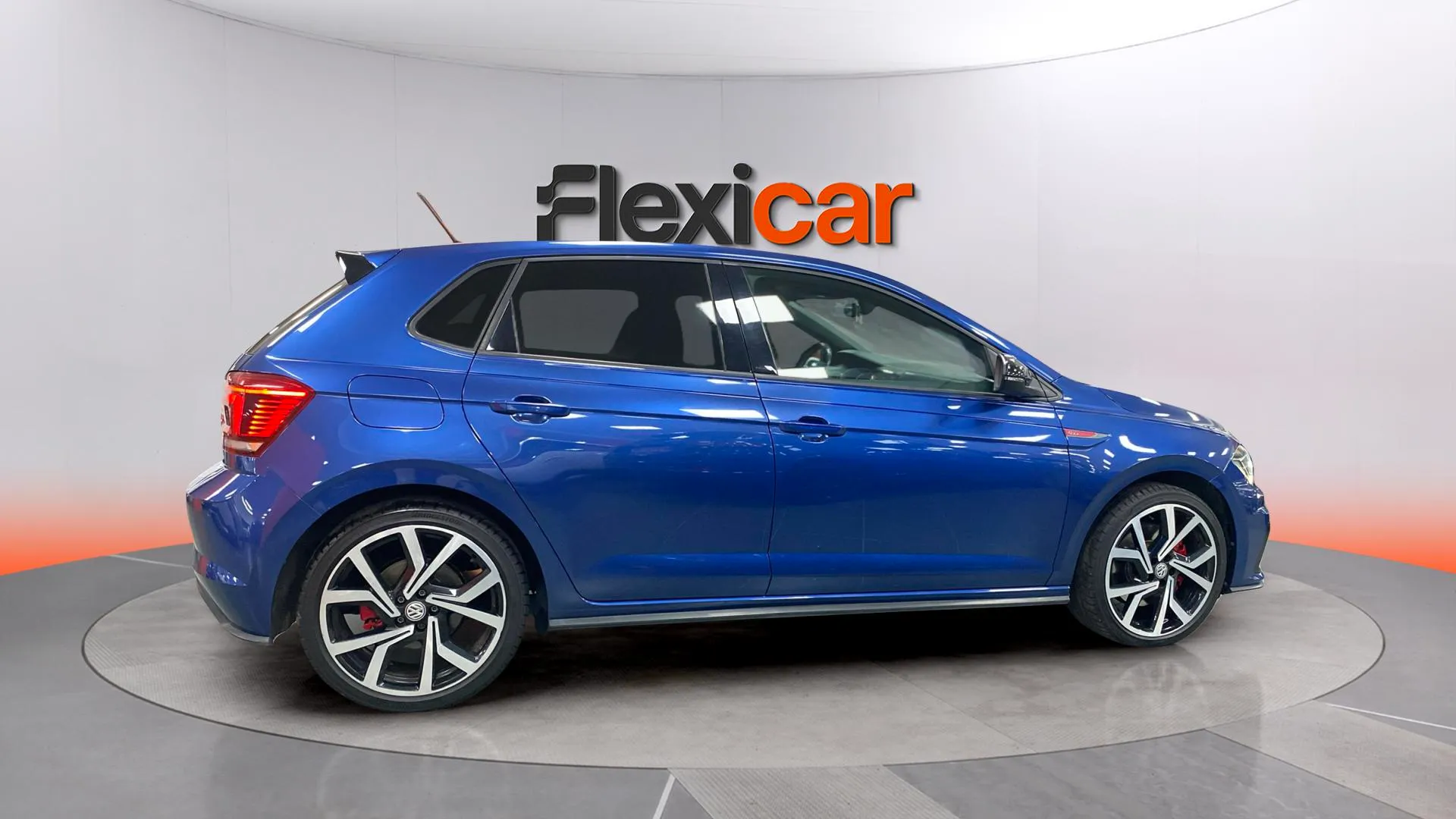 Volkswagen Polo GTI 2.0 TSI DSG - foto 5