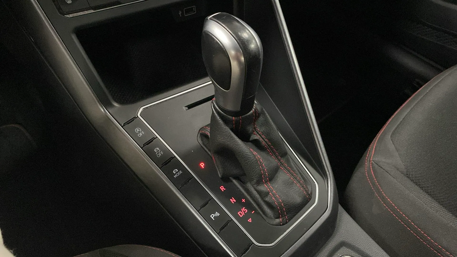Volkswagen Polo GTI 2.0 TSI DSG - foto 20