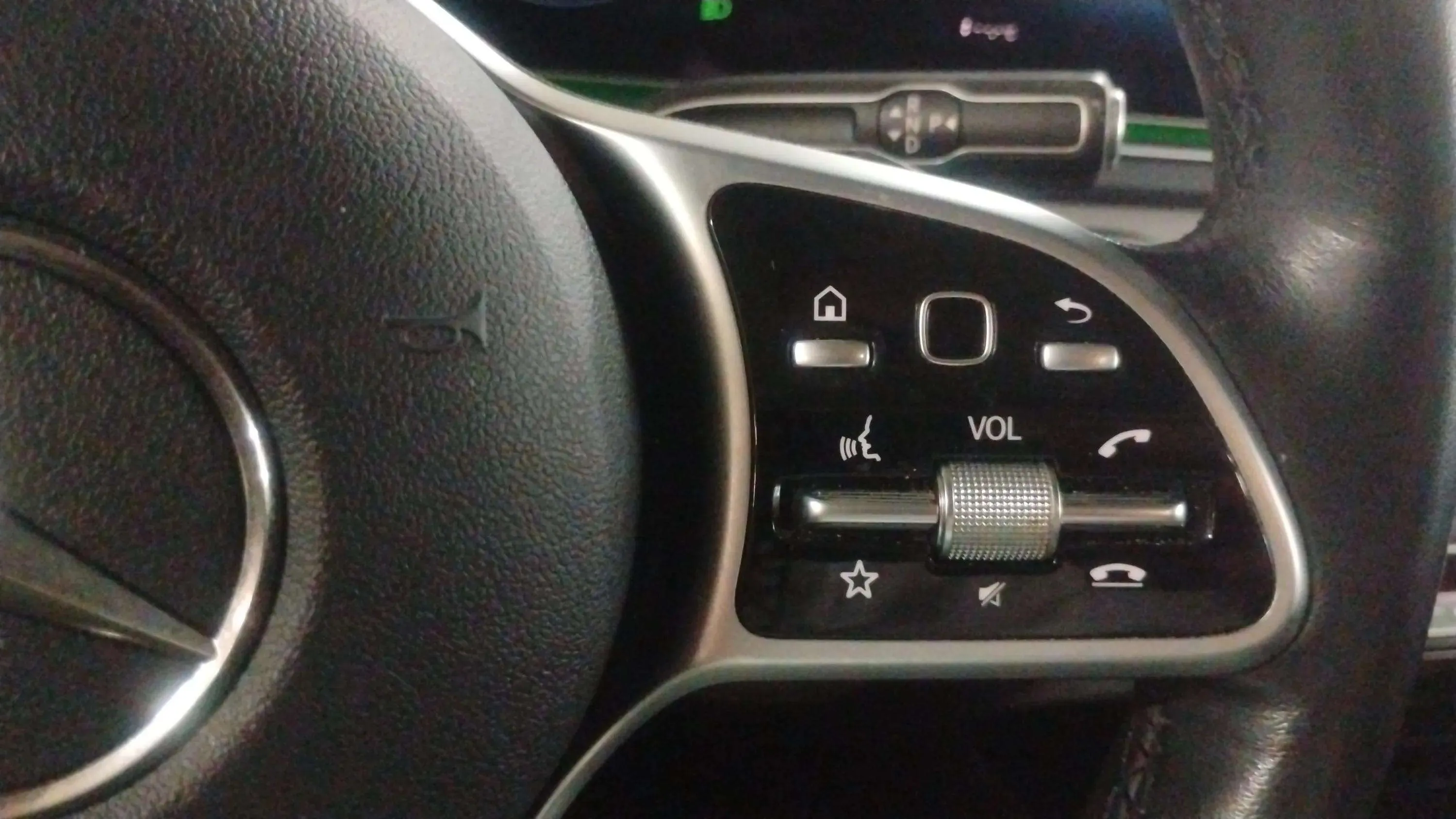 Mercedes-Benz GLE 350 de 4MATIC (Híbrido Enchufable) - foto 23
