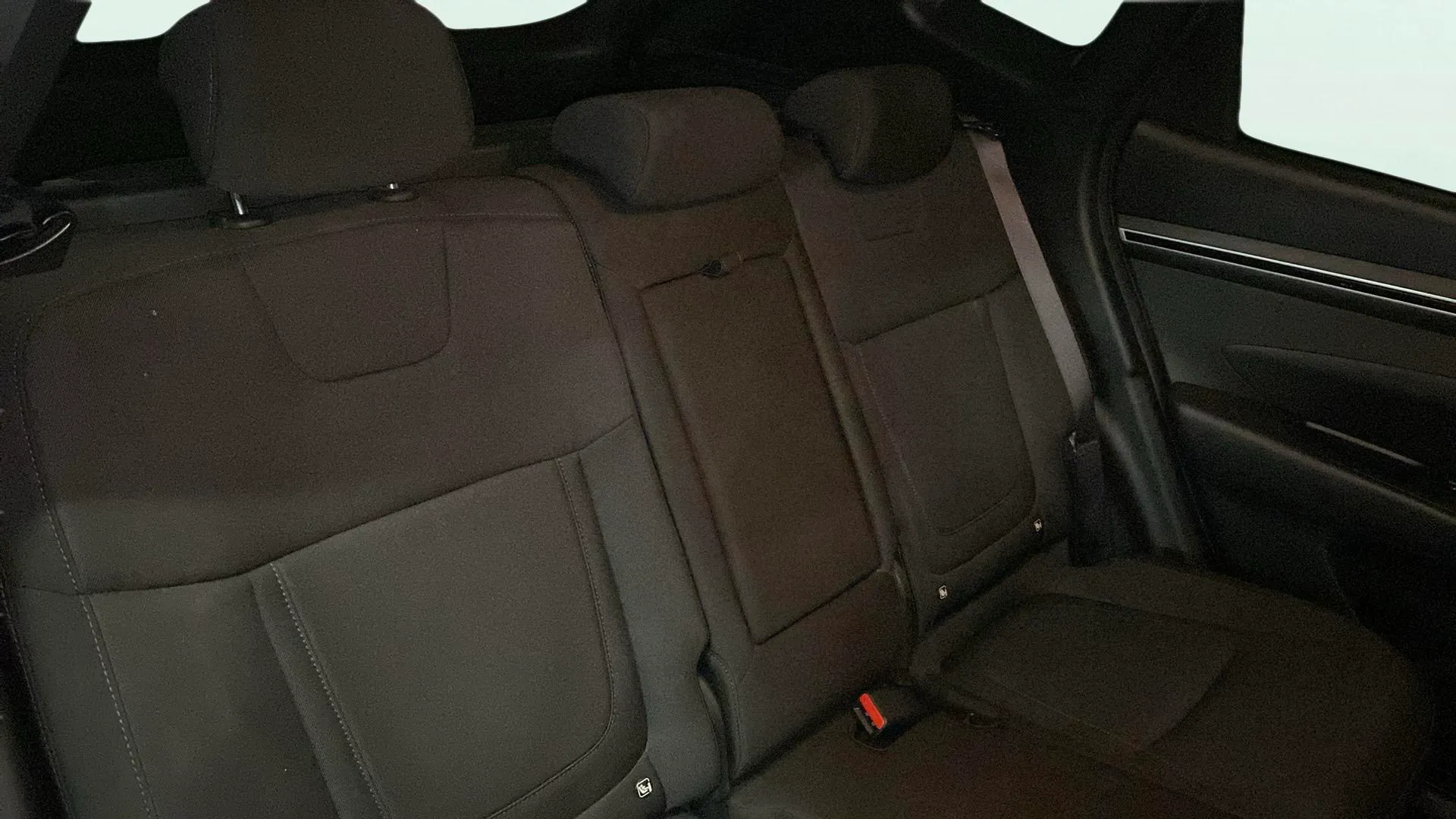 Hyundai Tucson 1.6 T-GDi Klass Safe - foto 25