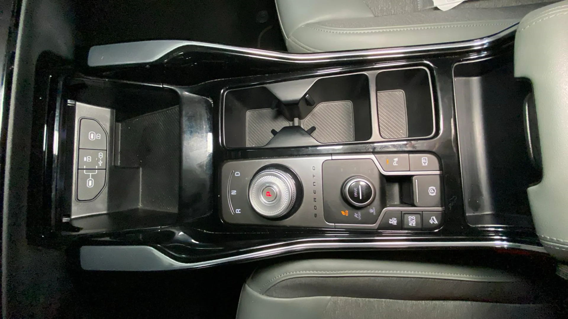 Kia Sorento 1.6 T-GDi PHEV Emotion 4x4 7 plazas - foto 30