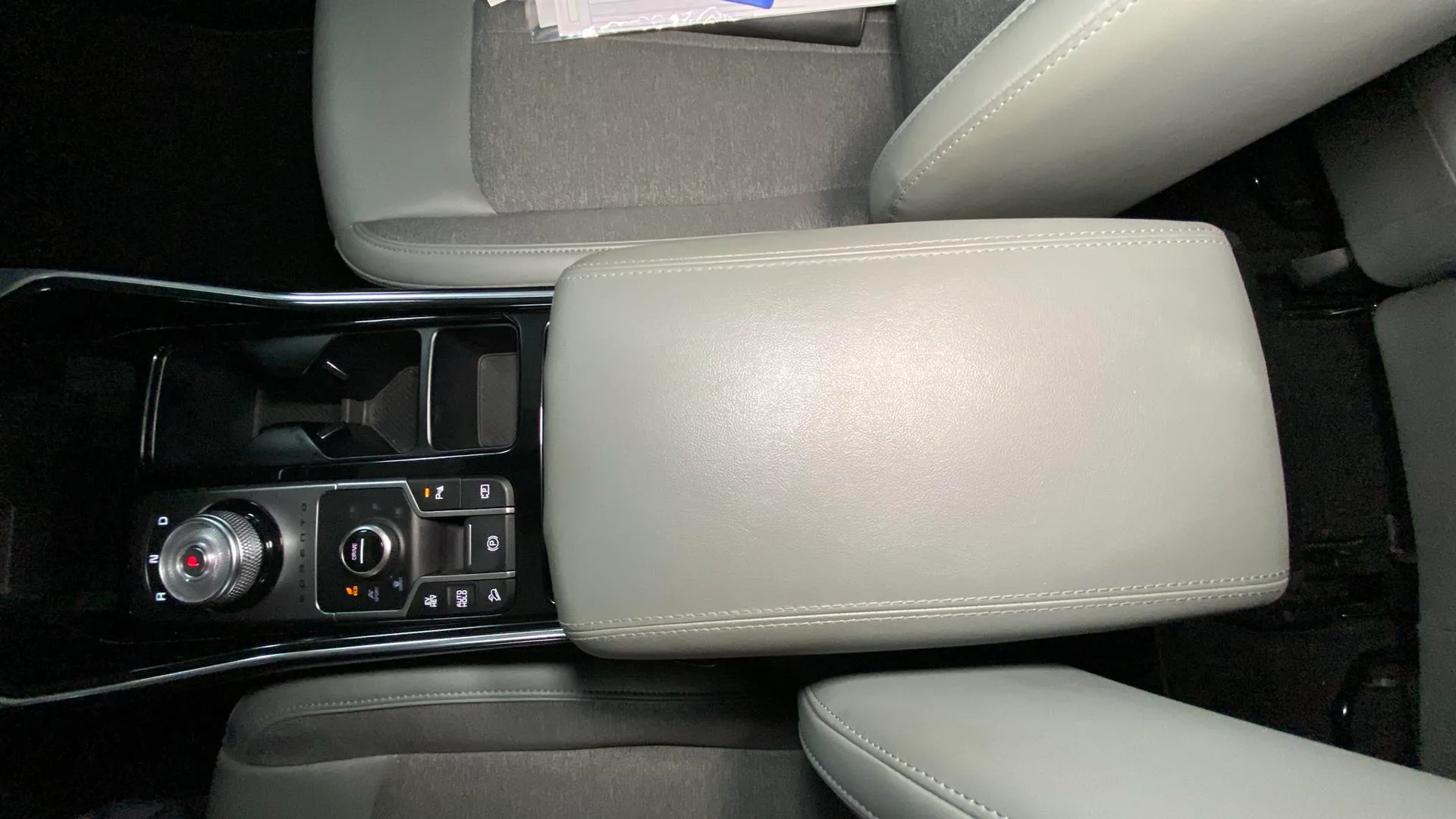 Kia Sorento 1.6 T-GDi PHEV Emotion 4x4 7 plazas - foto 33