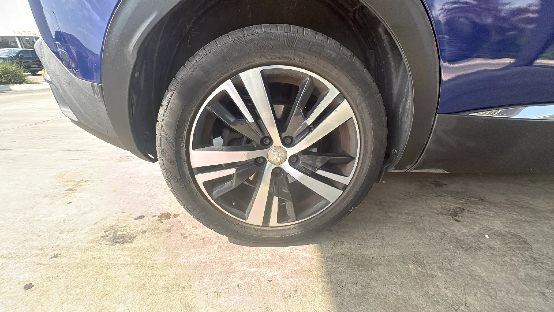 Peugeot 3008 1.5L BlueHDi Allure - foto 30
