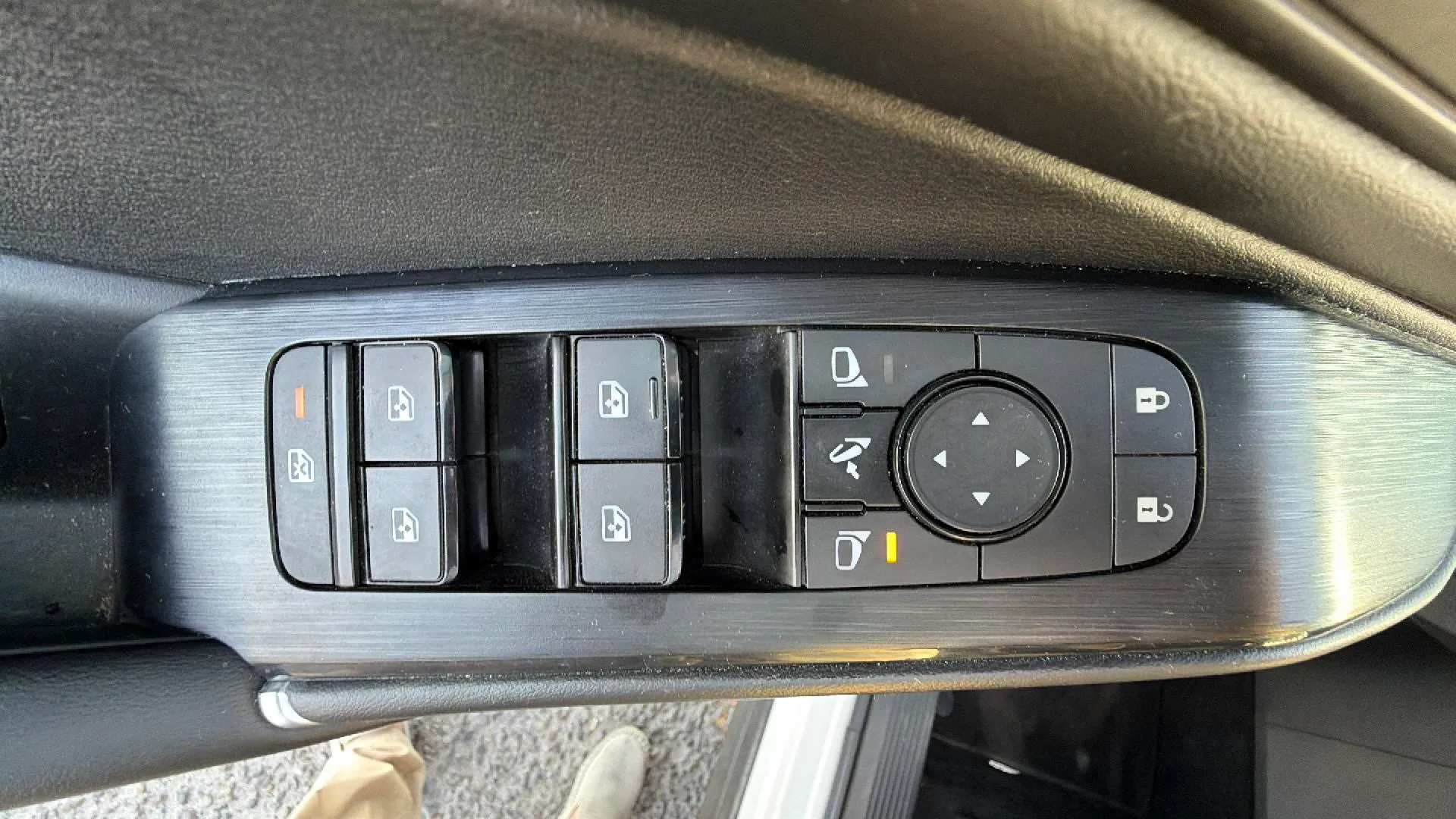 Nissan Qashqai DIG-T Xtronic N-Connecta - foto 16