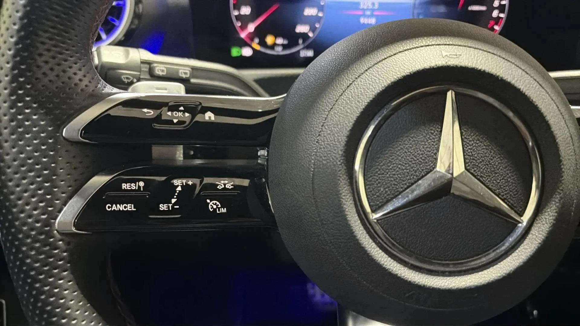 Mercedes-Benz Clase A A 250 e con tecnología híbrida EQ - foto 19