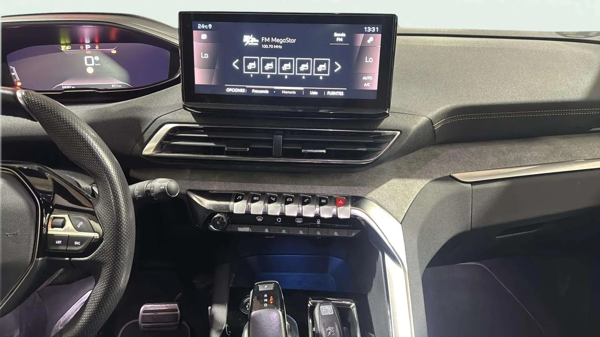 Peugeot 3008 1.5 BlueHDi GT EAT8 - foto 12