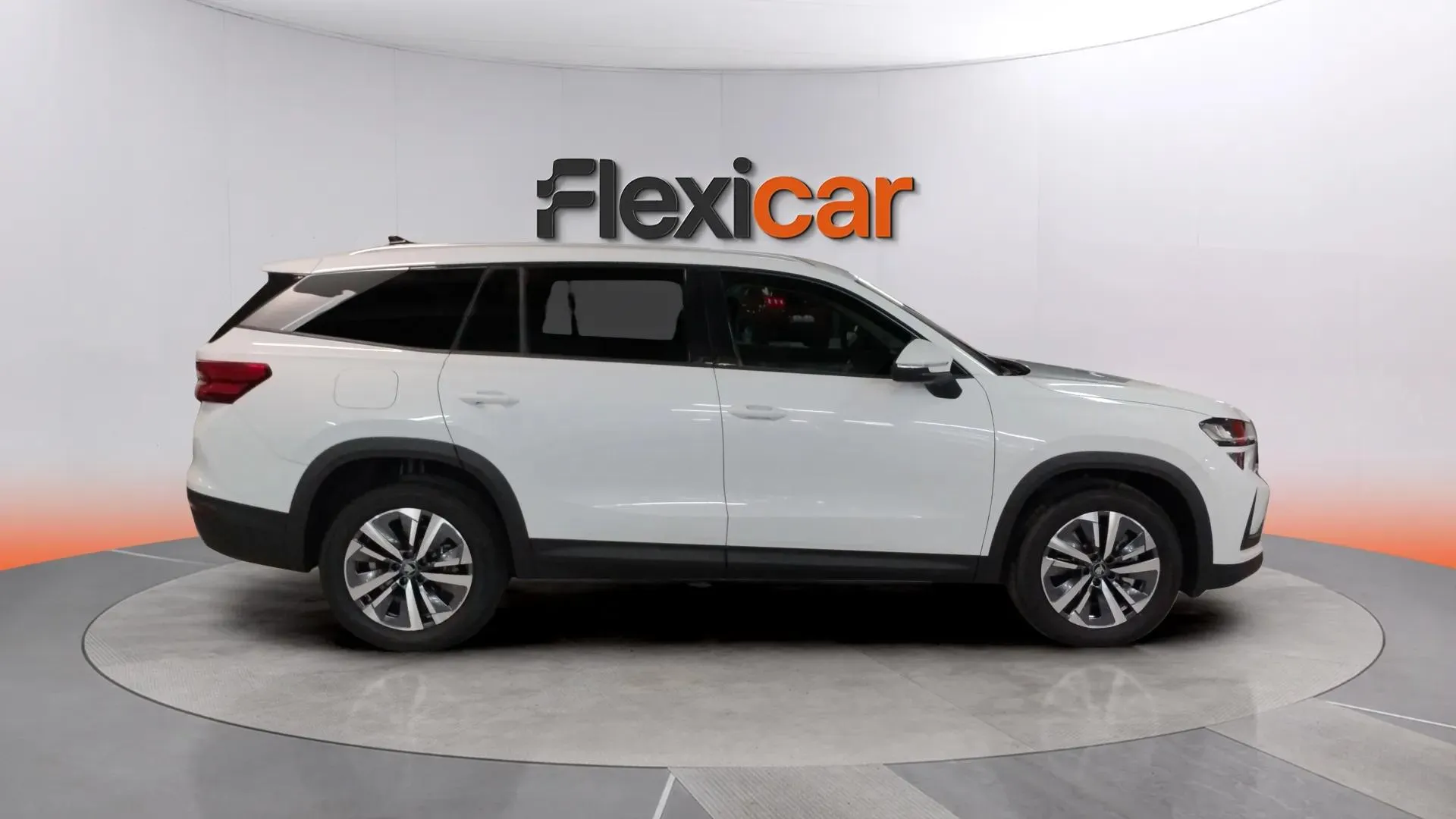 Škoda Kodiaq 2.0 TDI DSG Selection - foto 3