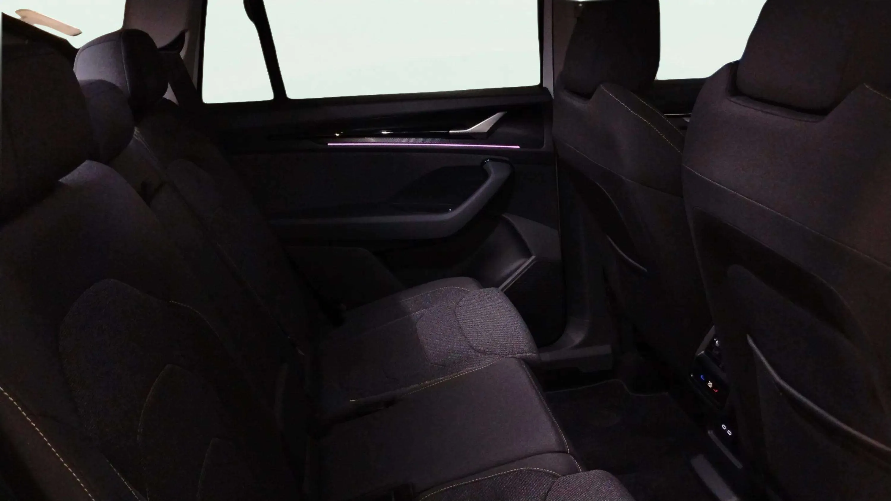 Škoda Kodiaq 2.0 TDI DSG Selection - foto 16