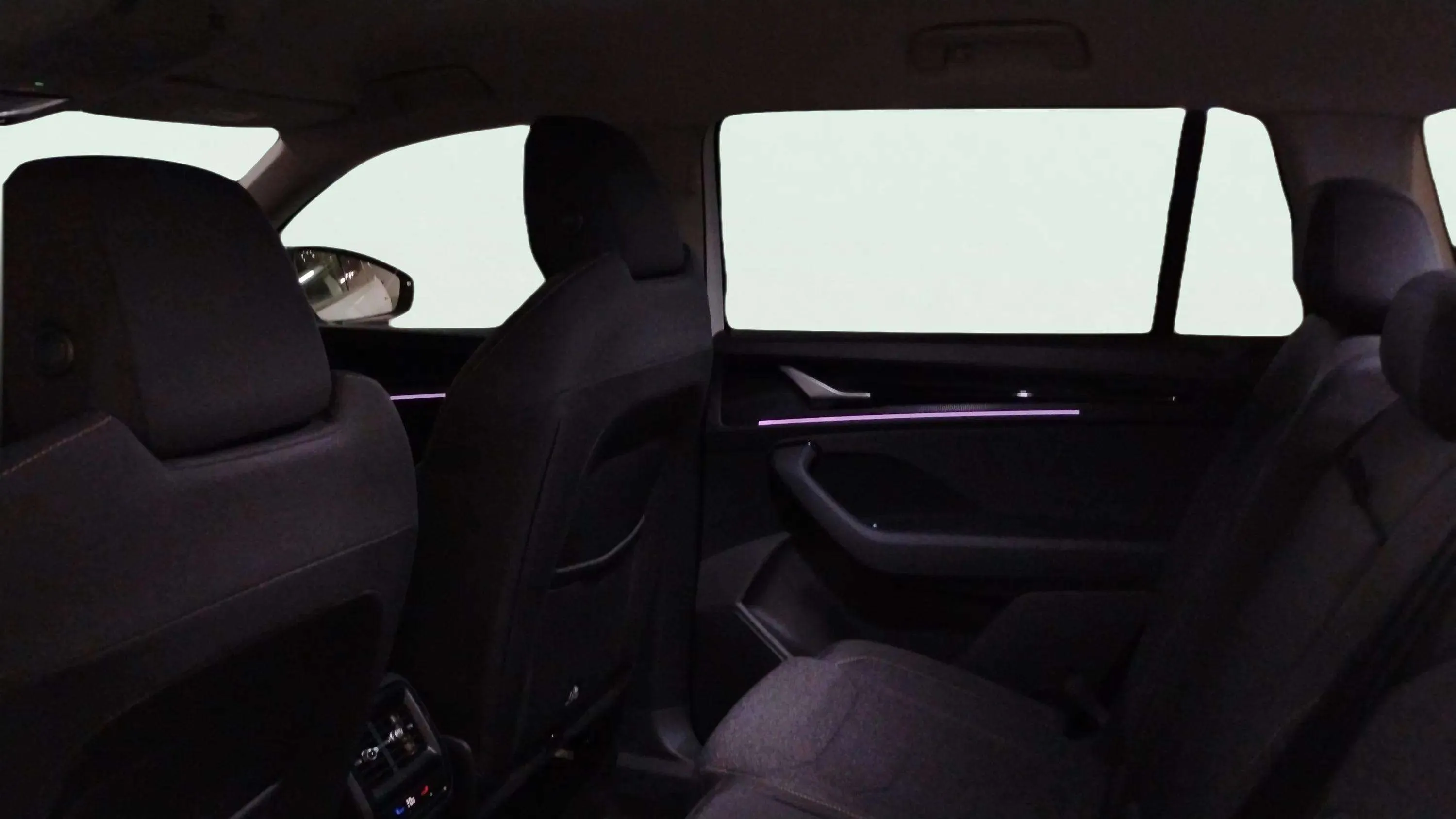 Škoda Kodiaq 2.0 TDI DSG Selection - foto 12