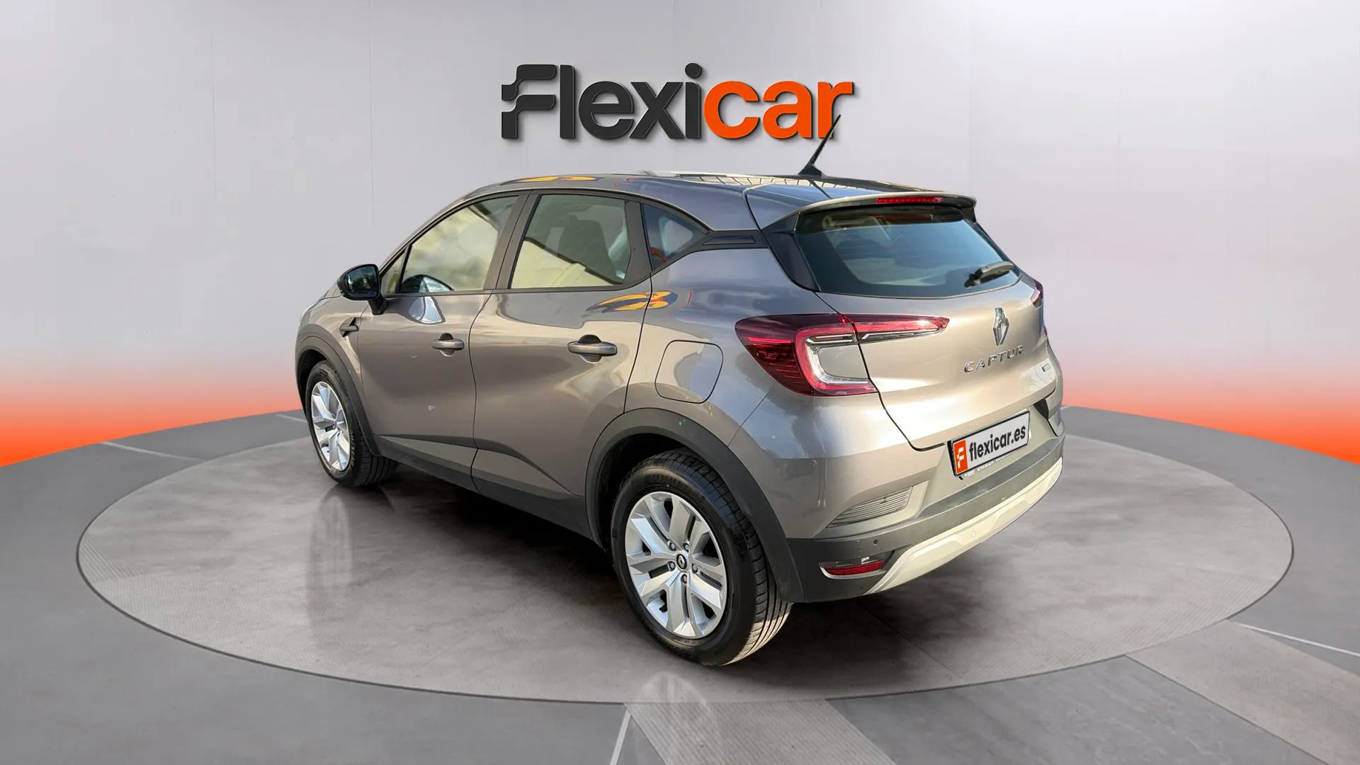 Renault Captur Intens E-Tech híbrido enchufable - foto 27