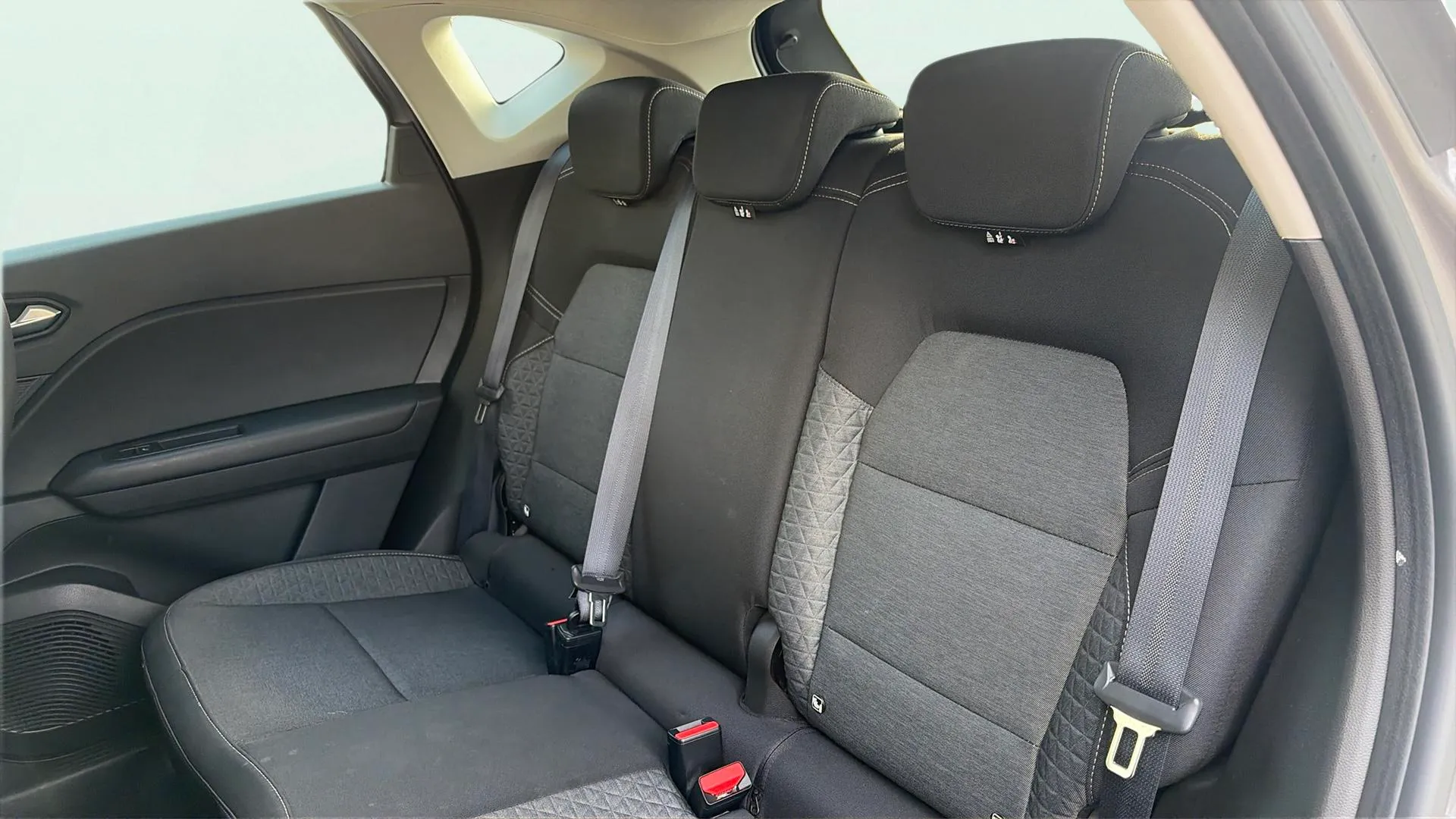 Renault Captur Intens E-Tech híbrido enchufable - foto 12