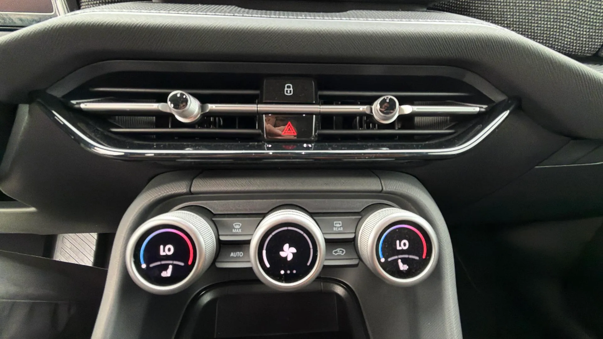 Škoda Kodiaq 2.0 TDI DSG Selection - foto 25