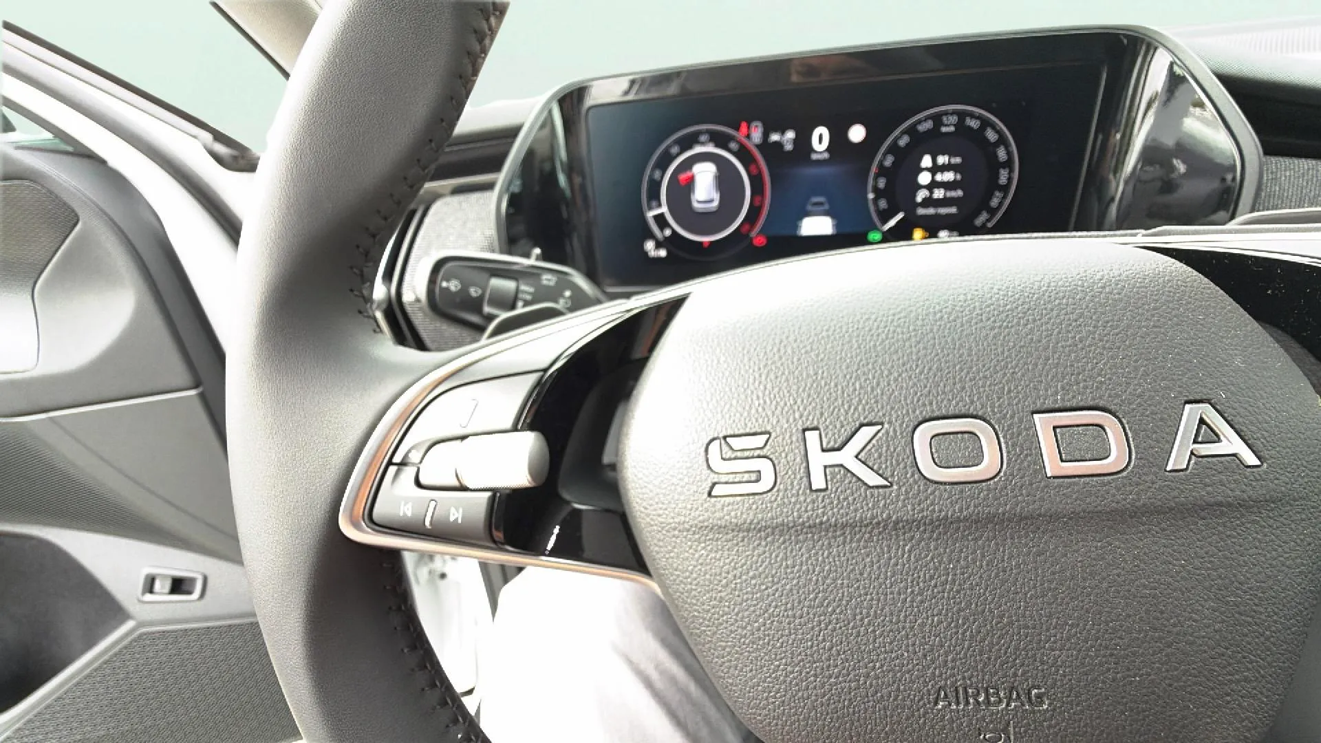 Škoda Kodiaq 2.0 TDI DSG Selection - foto 29