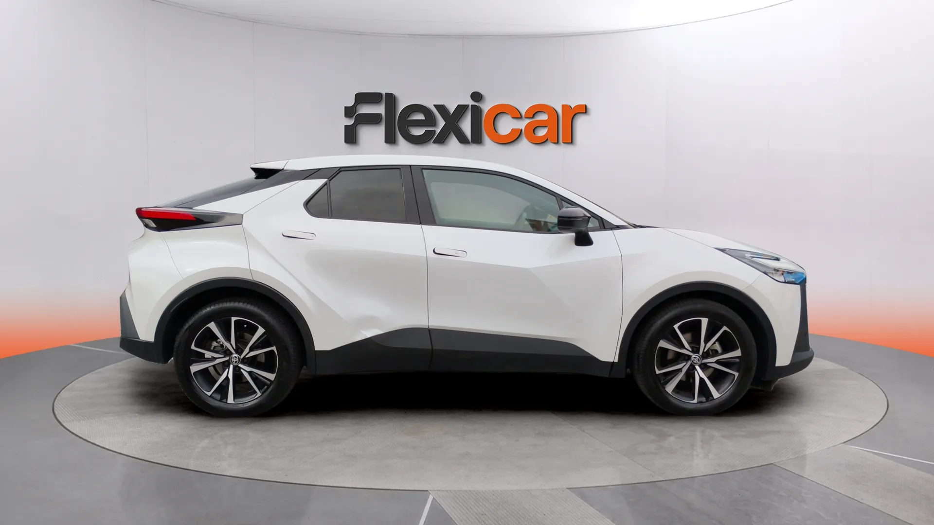 Toyota C-HR 1.8 Advance Hybrid 140 - foto 2