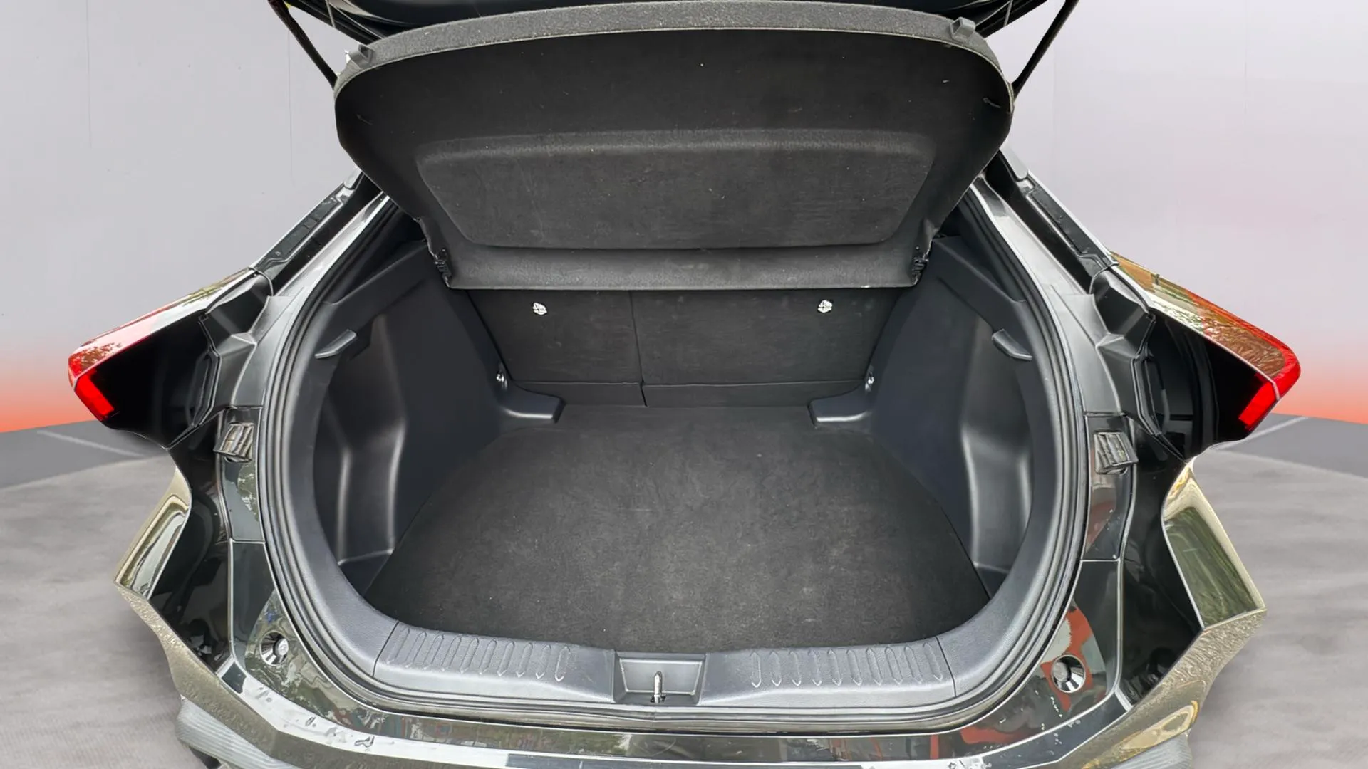 Toyota C-HR 1.8 Advance Hybrid 140 - foto 30