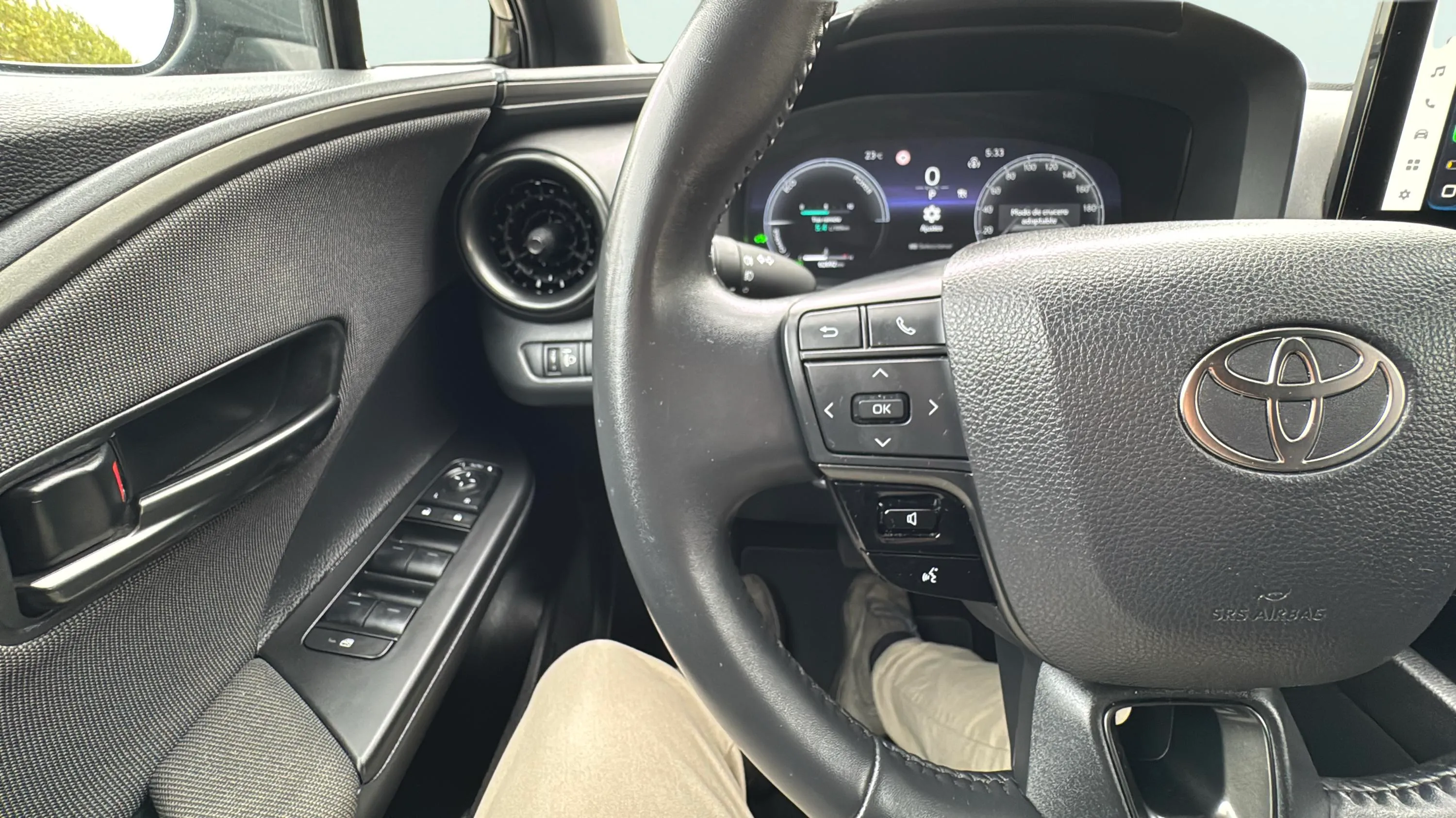 Toyota C-HR 1.8 Advance Hybrid 140 - foto 19