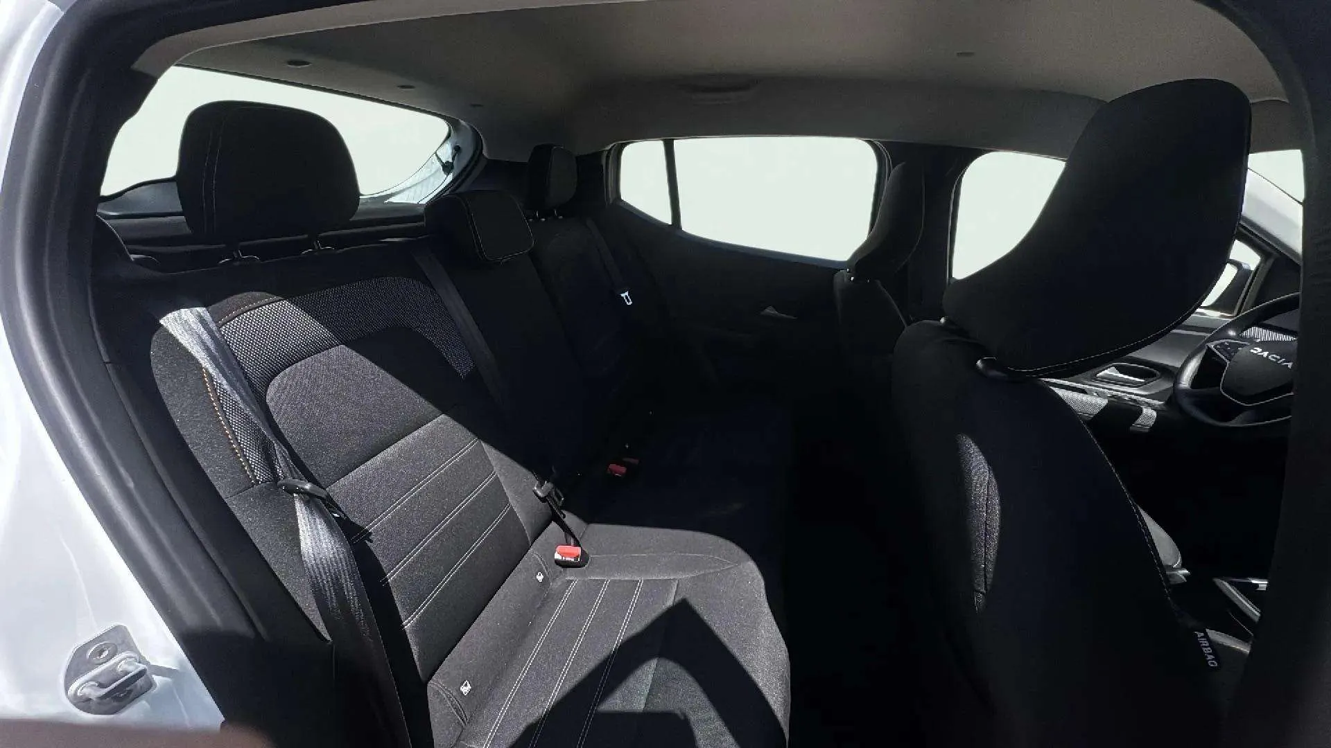 Dacia Sandero Stepway Essential ECO-G 120 - foto 17