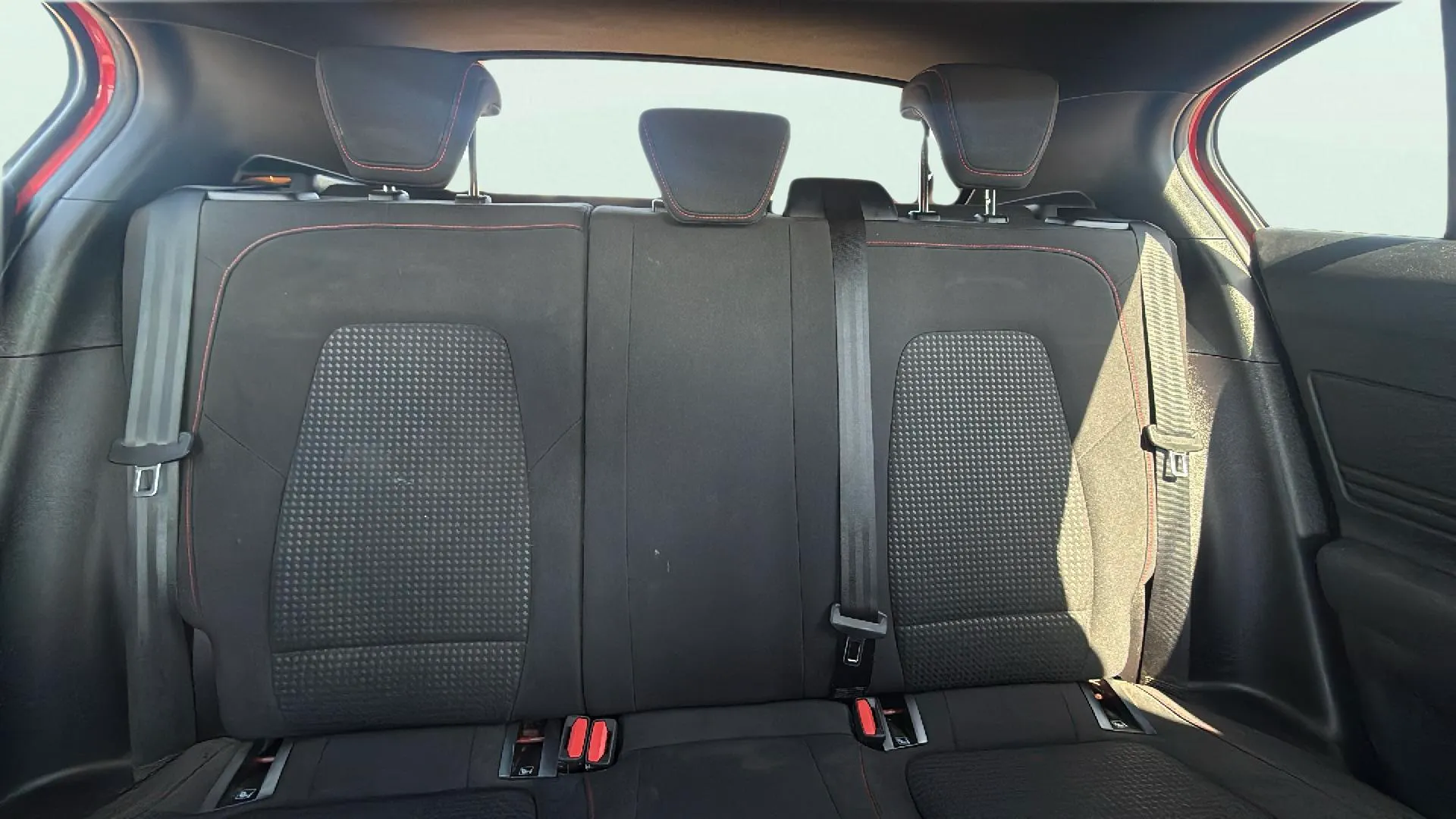 Ford Focus 1.0 EcoBoost MHEV Active - foto 15