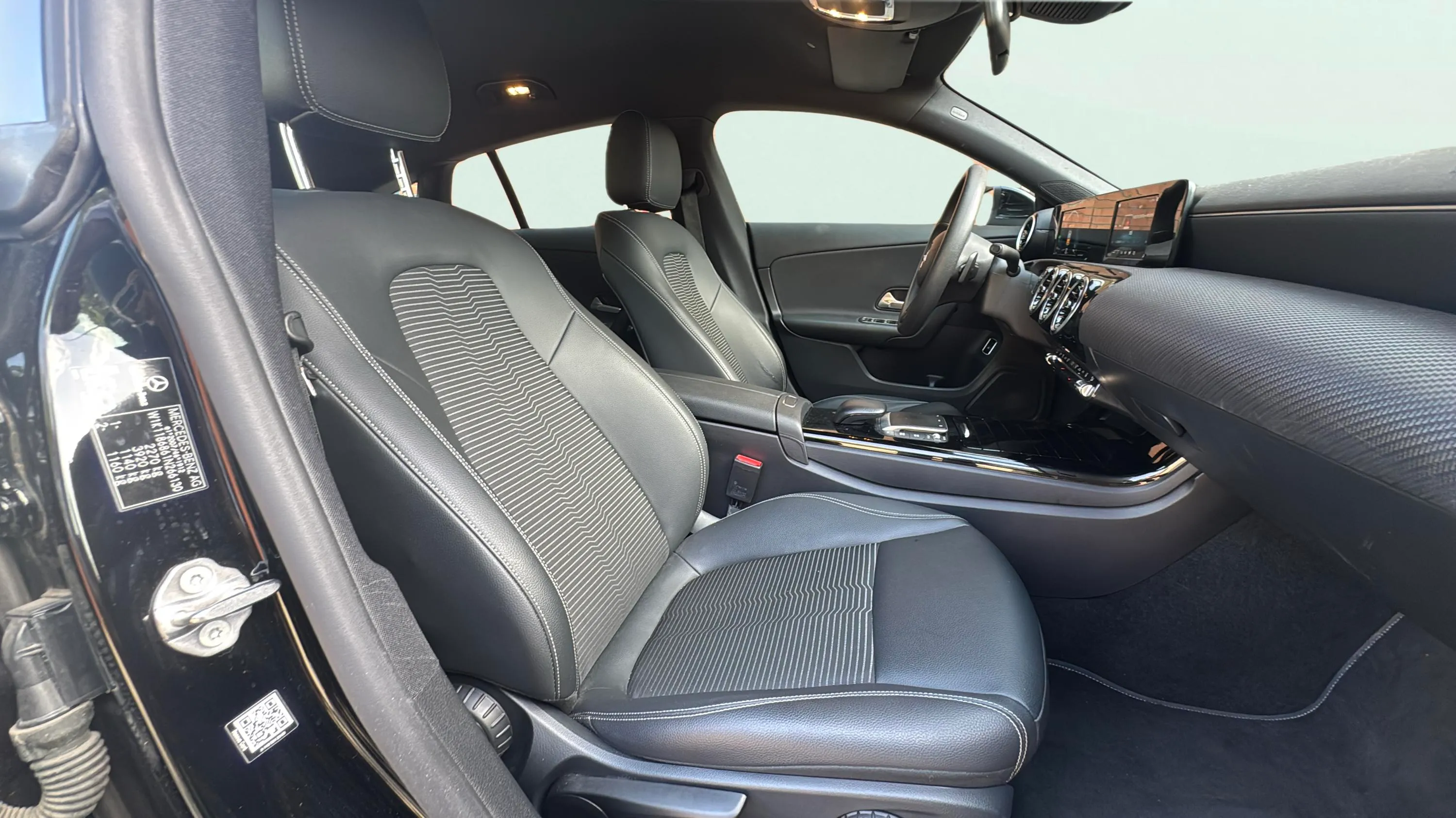 Mercedes-Benz CLA 250 e Shooting Brake - foto 18