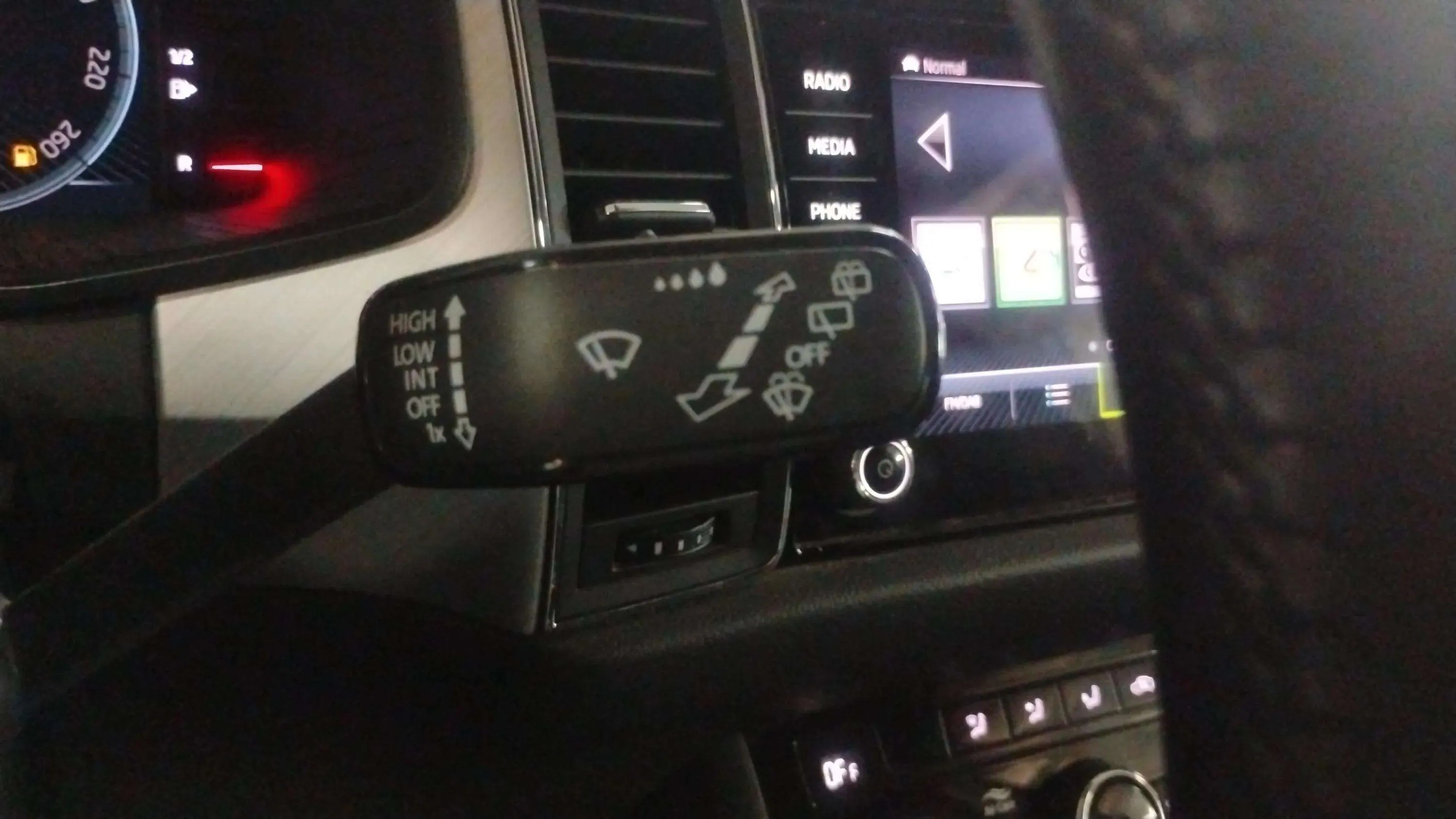 Škoda Kodiaq 2.0 TDI DSG 4x2 Ambition - foto 26
