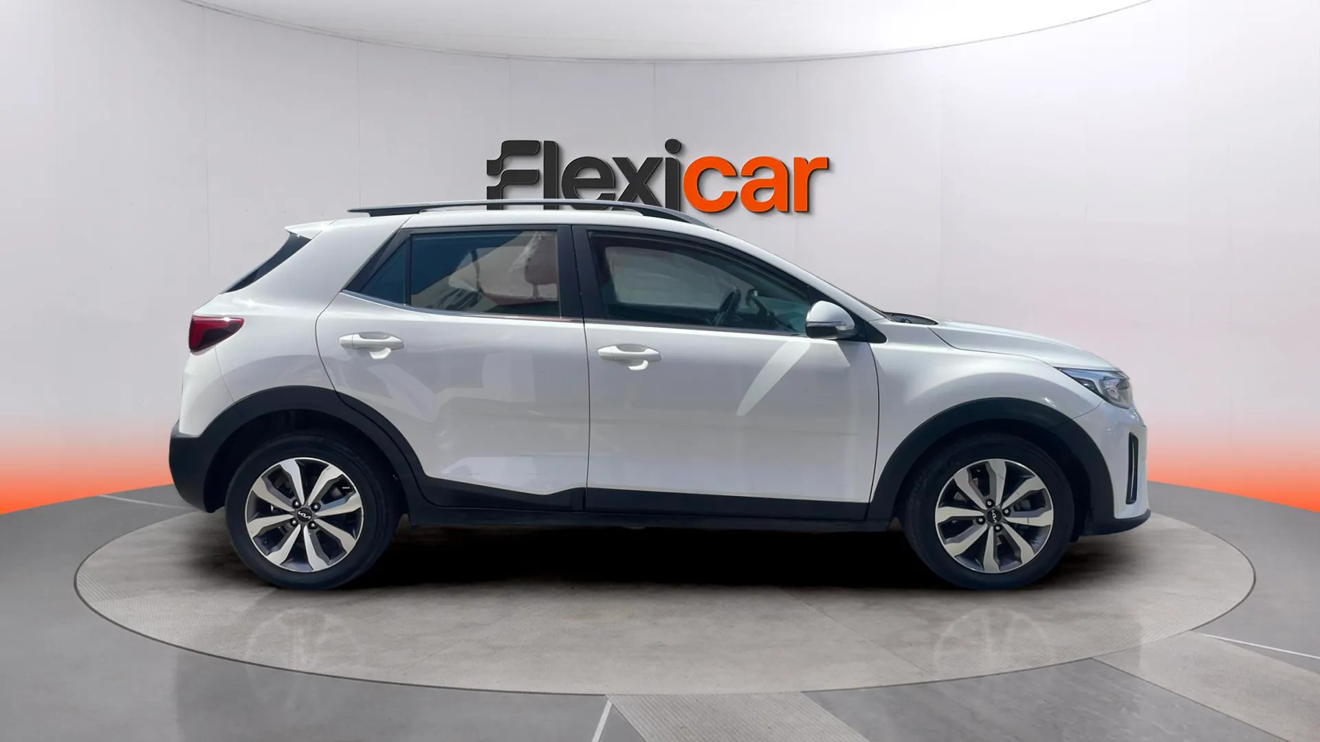 Kia Stonic 1.0 T-GDi MHEV iMT Drive - foto 8