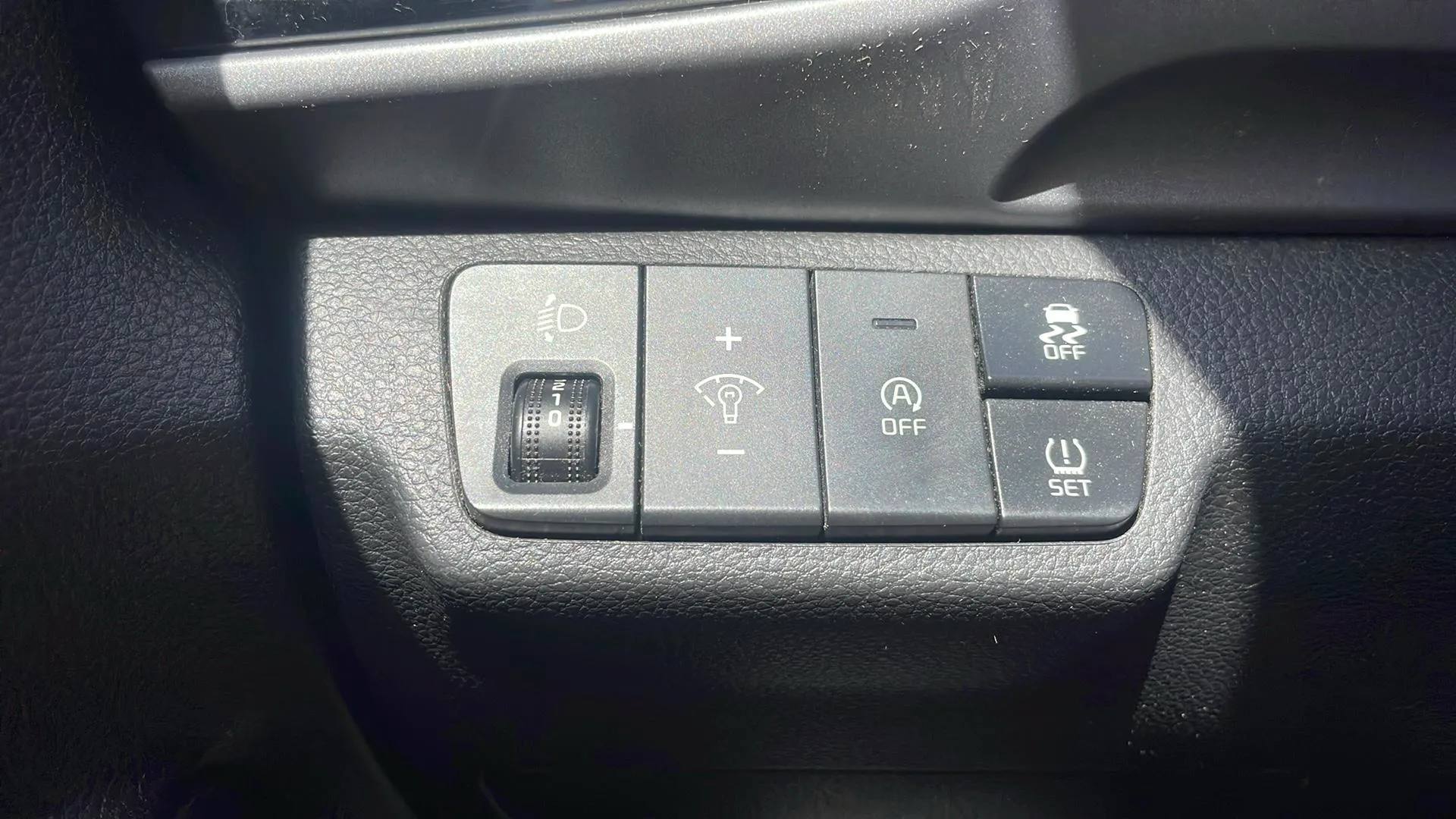 Kia Stonic 1.0 T-GDi MHEV iMT Drive - foto 19