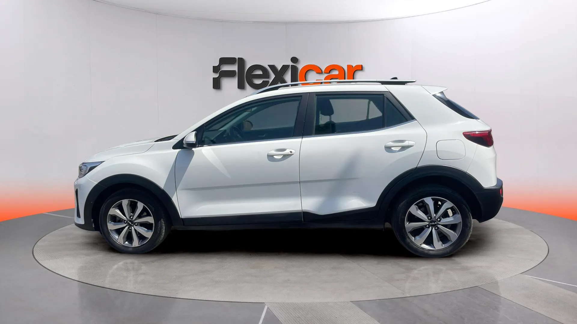 Kia Stonic 1.0 T-GDi MHEV iMT Drive - foto 4