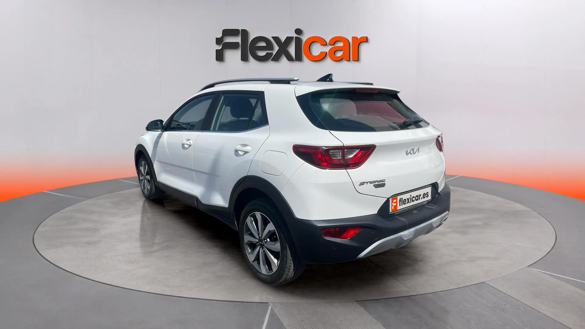 Kia Stonic 1.0 T-GDi MHEV iMT Drive - foto 5