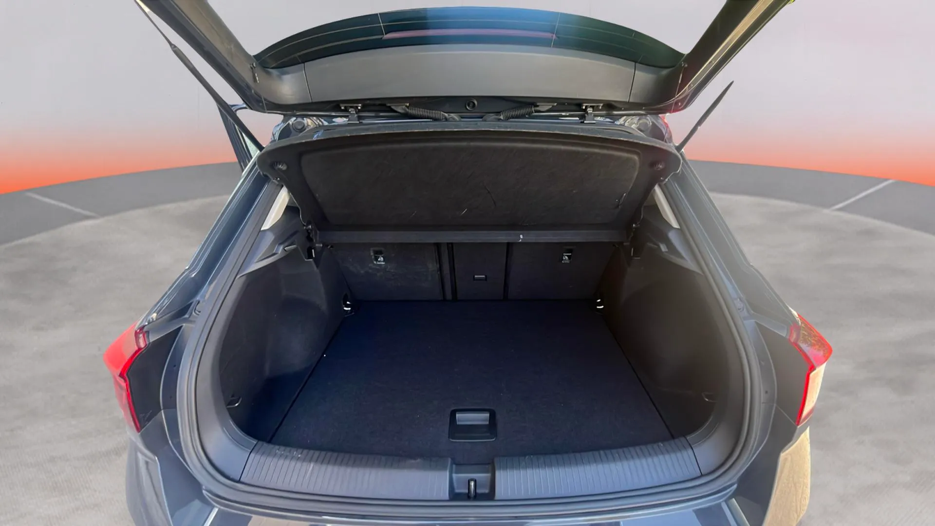 Volkswagen T-Roc Advance R-Line 2.0 TDI DSG - foto 6