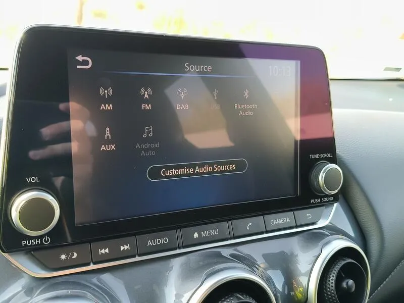 Nissan Juke DIG-T DCT N-Connecta - foto 17
