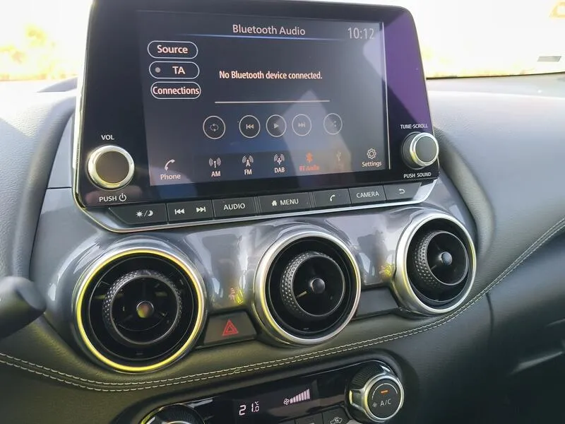 Nissan Juke DIG-T DCT N-Connecta - foto 11