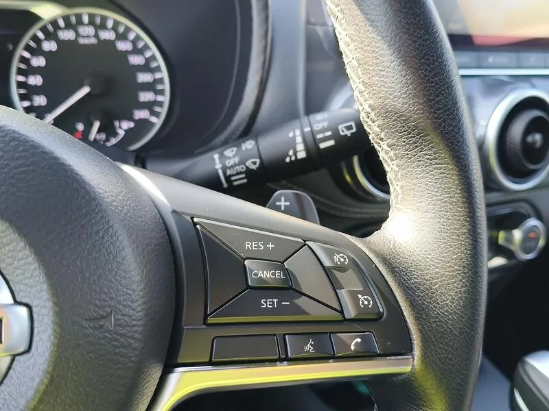 Nissan Juke DIG-T DCT N-Connecta - foto 27