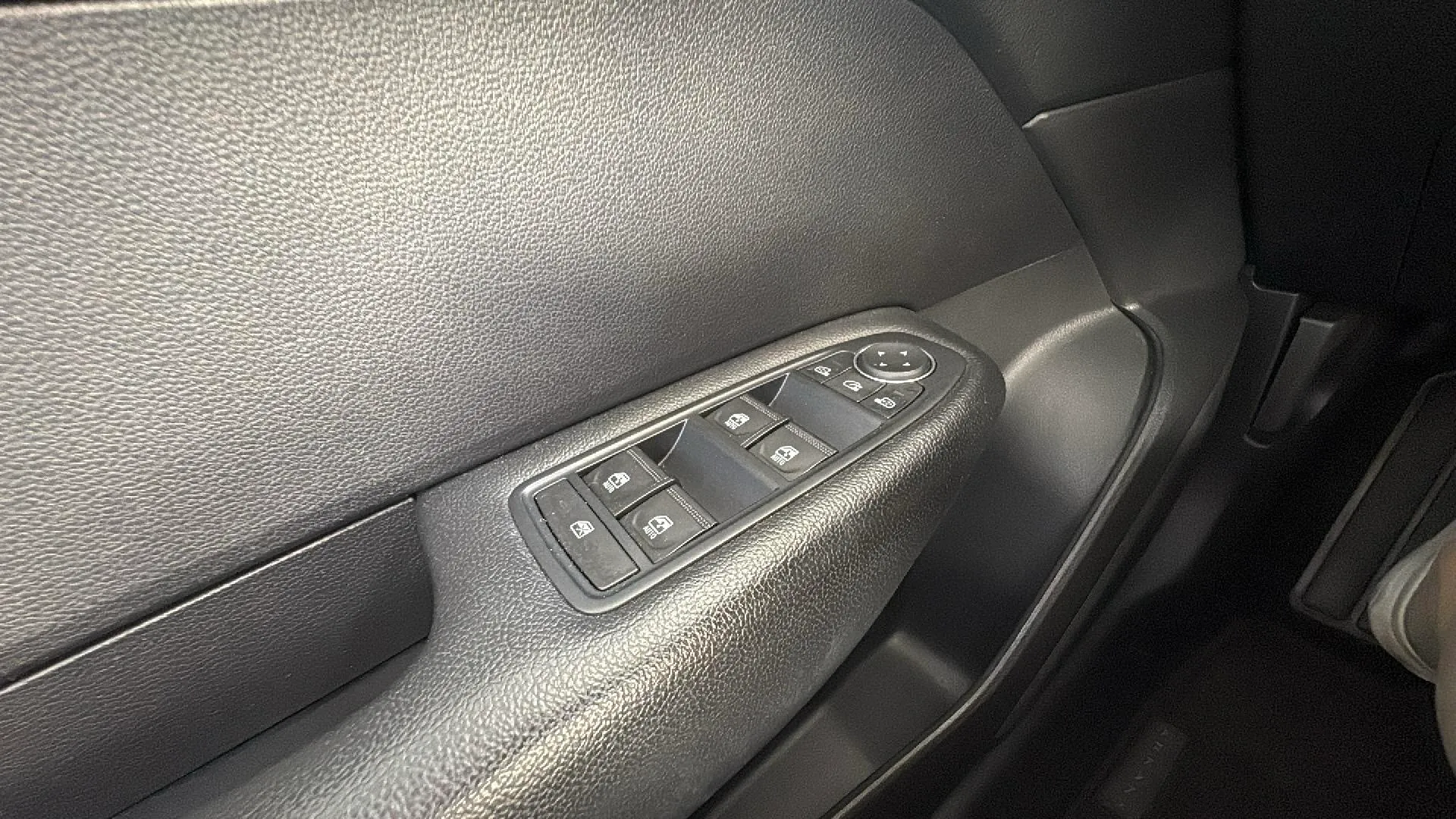 Renault Arkana Evolution TCe EDC mild hybr - foto 18