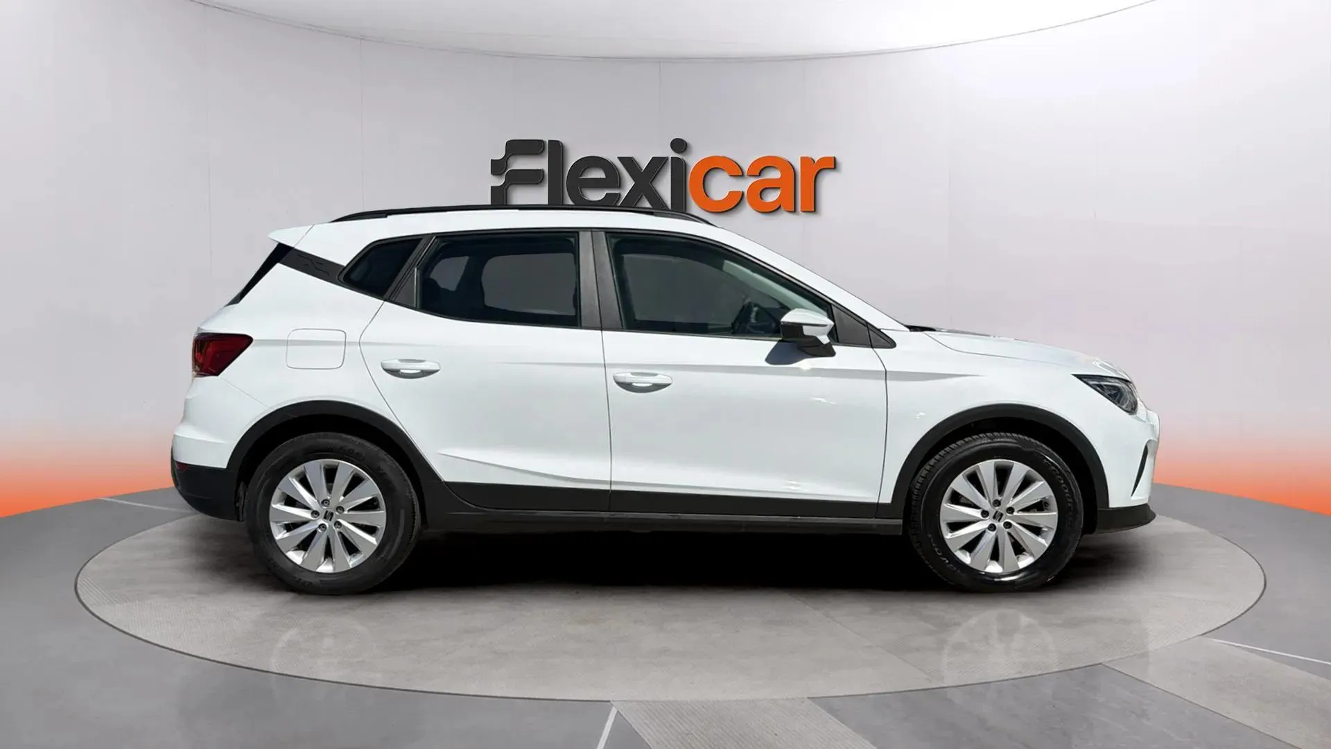 SEAT Arona 1.0 TSI DSG Style XL - foto 8