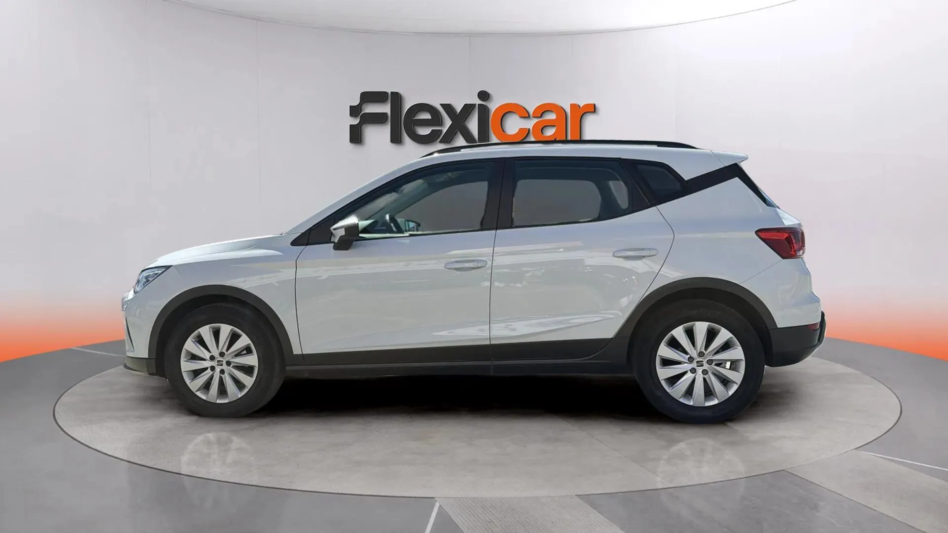 SEAT Arona 1.0 TSI DSG Style XL - foto 4