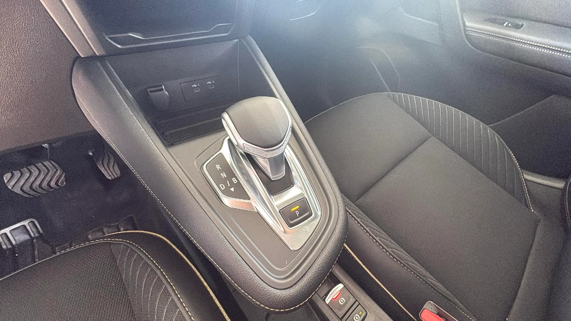 Renault Symbioz Iconic E-Tech full hybr - foto 27