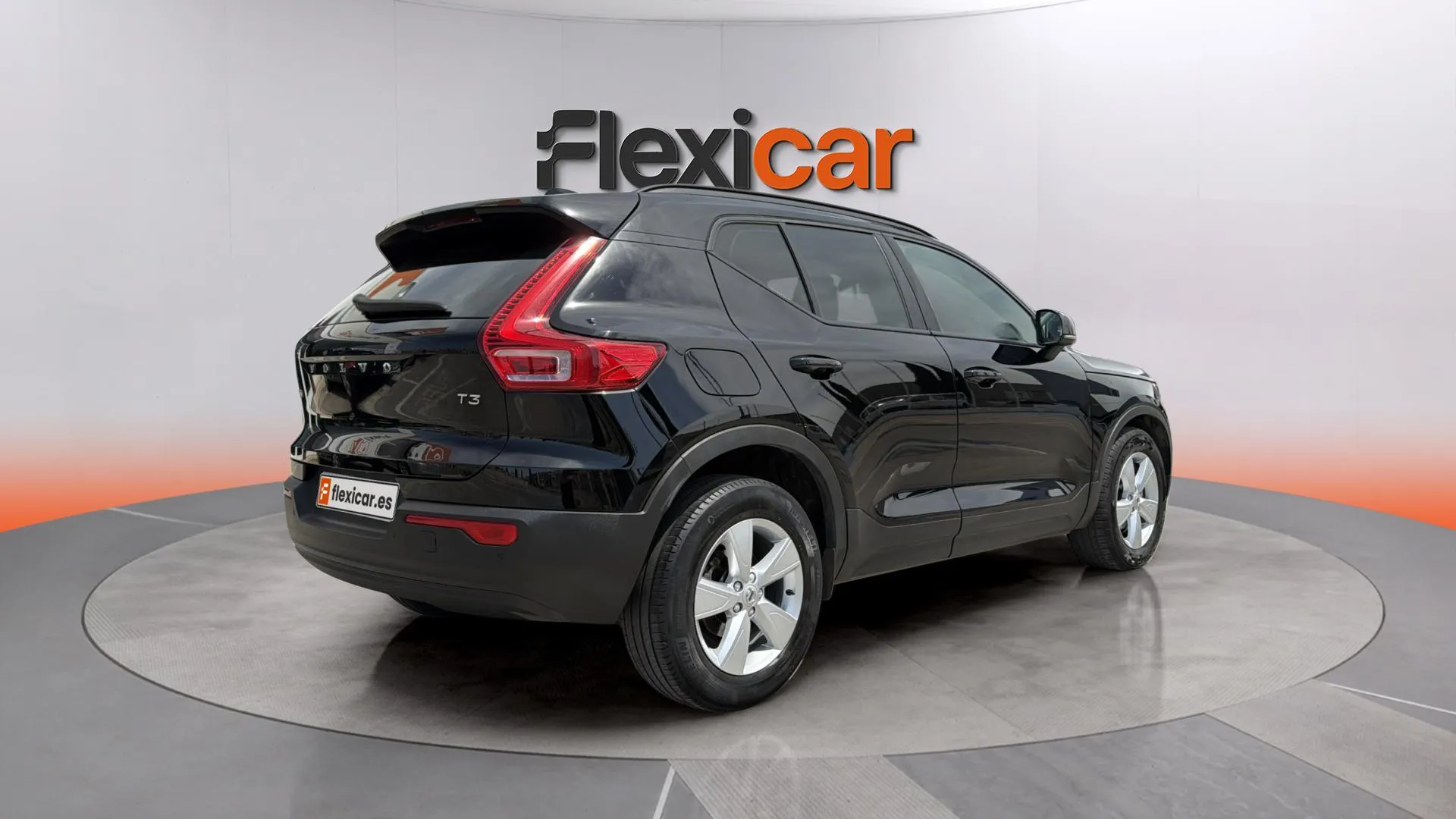 Volvo XC40 1.5 T2 Momentum - foto 7