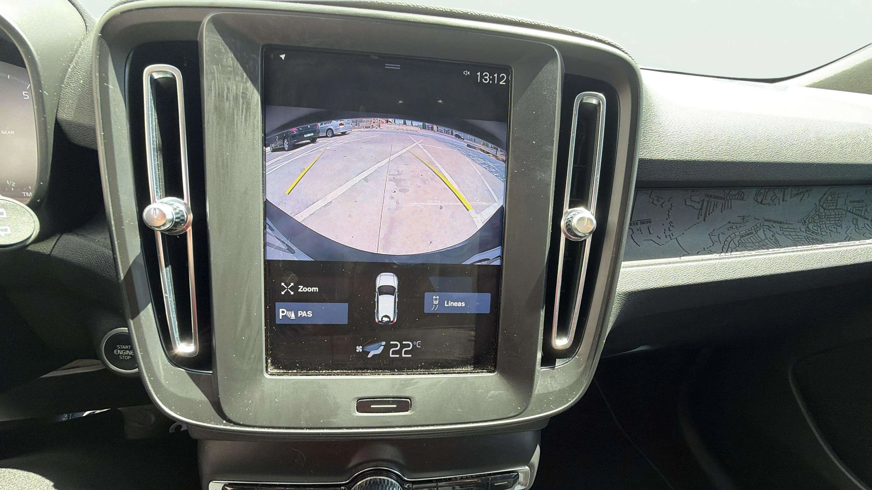 Volvo XC40 1.5 T2 Momentum - foto 16