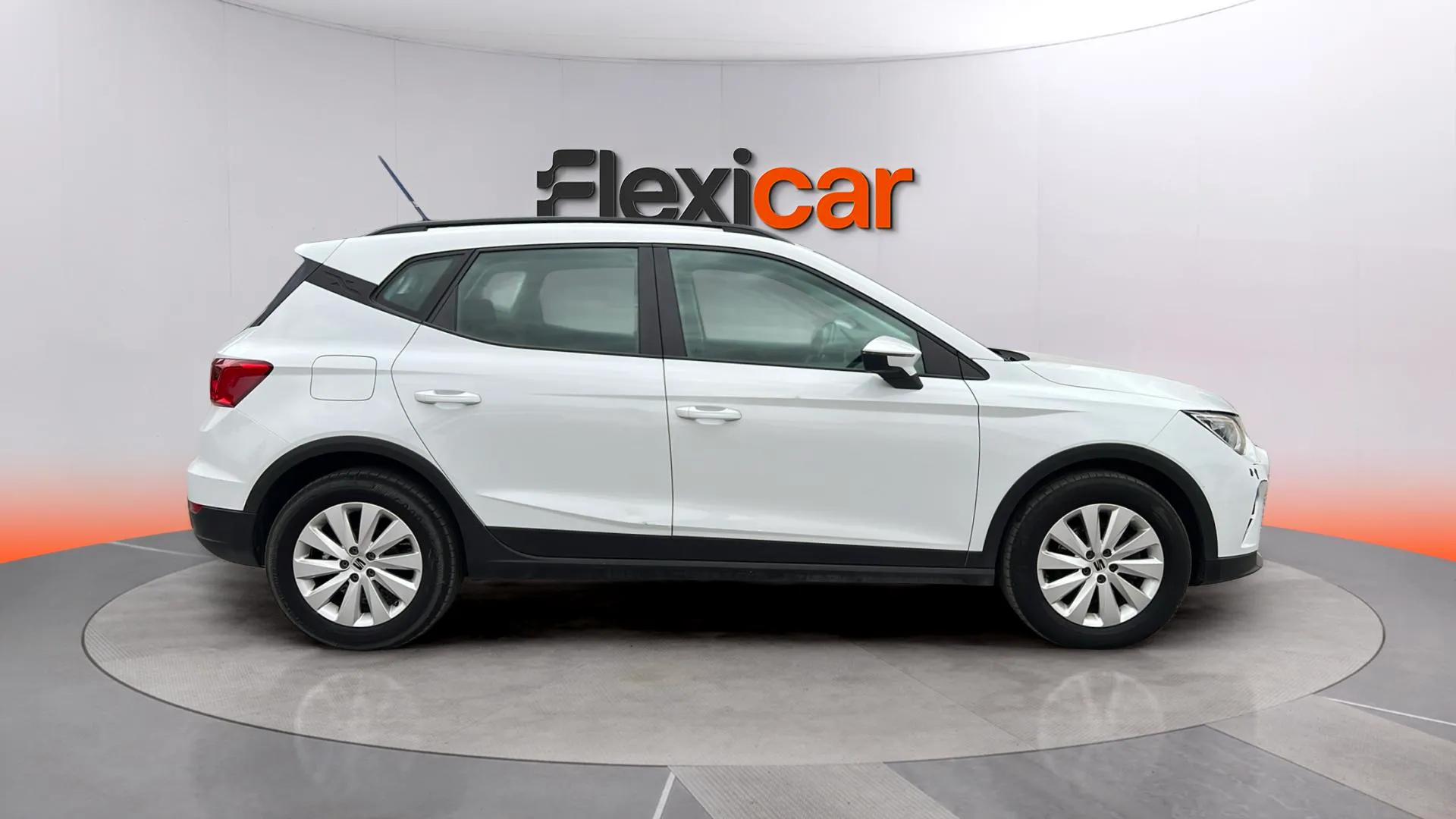 SEAT Arona 1.0 TSI DSG Style XL - foto 6