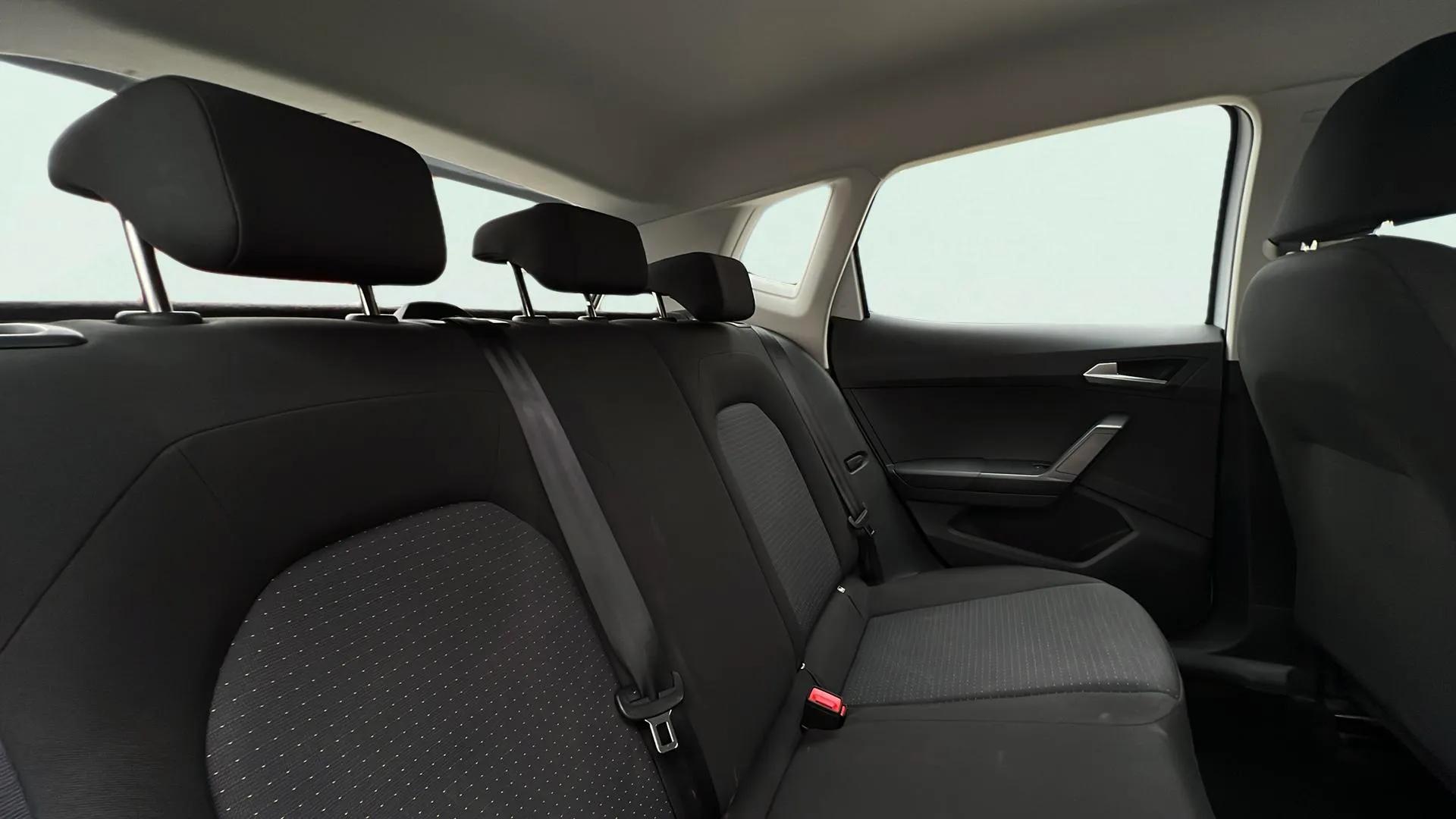 SEAT Arona 1.0 TSI DSG Style XL - foto 23
