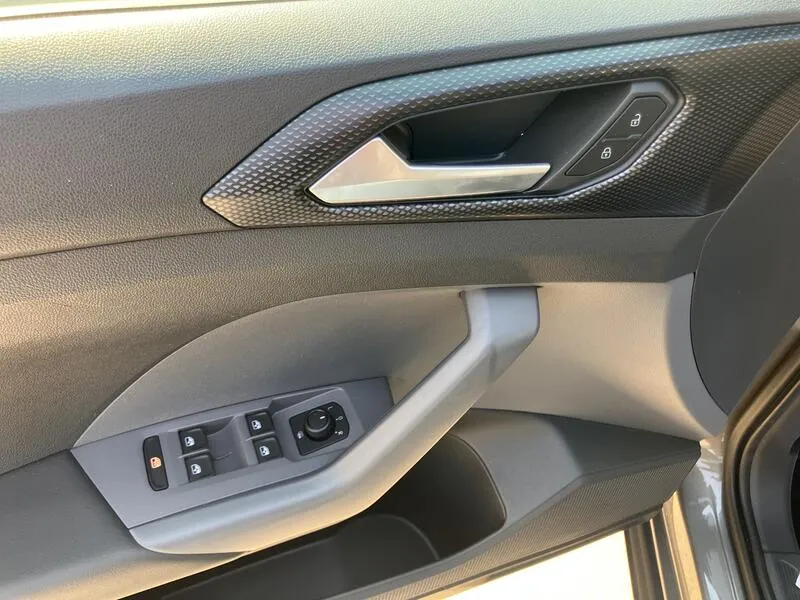 Volkswagen T-Cross Advance 1.0 TSI - foto 36
