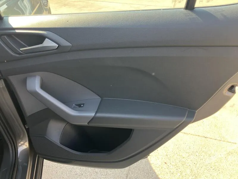 Volkswagen T-Cross Advance 1.0 TSI - foto 33