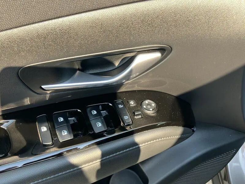 Hyundai Tucson 1.6 T-GDi HEV Tecno Sky - foto 36