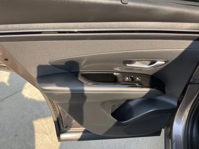 Hyundai Tucson 1.6 T-GDi HEV Tecno Sky - foto 35