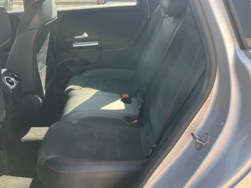Mercedes-Benz Clase B 200d - foto 17