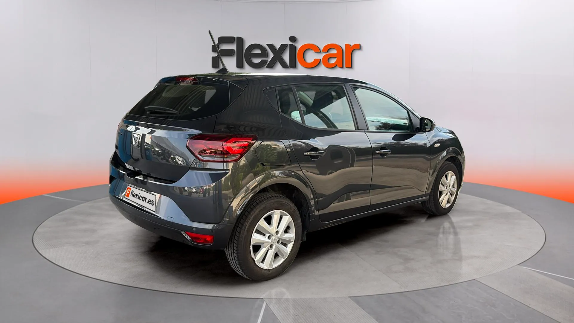 Dacia Sandero Stepway Comfort TCe CVT - foto 8