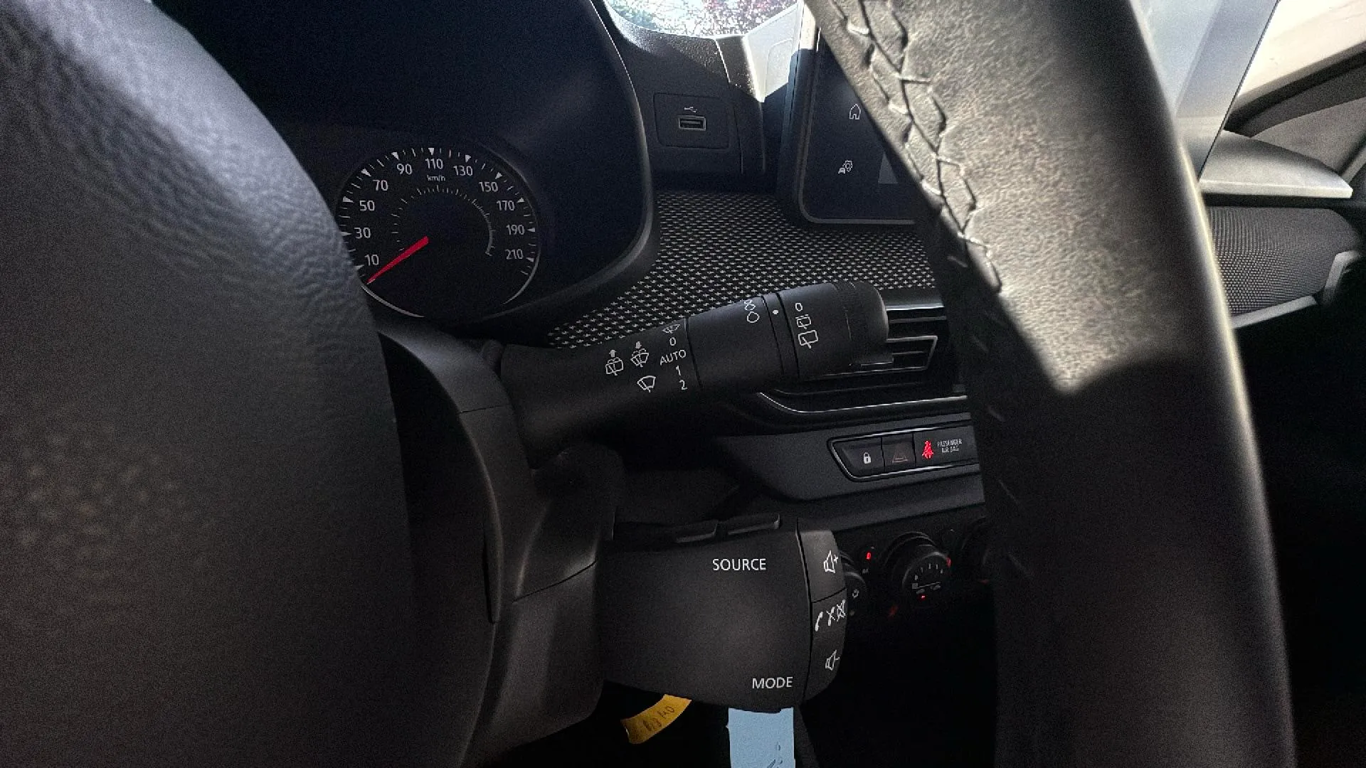 Dacia Sandero Stepway Comfort TCe CVT - foto 14