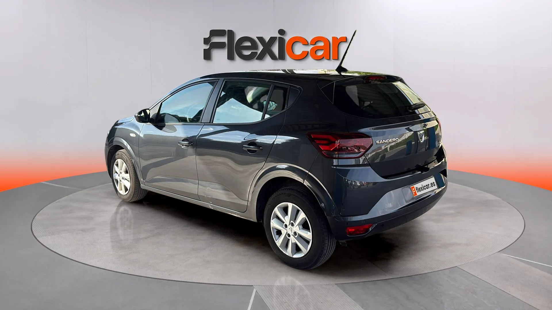 Dacia Sandero Stepway Comfort TCe CVT - foto 7
