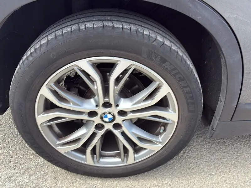 BMW X1 sDrive18i - foto 37