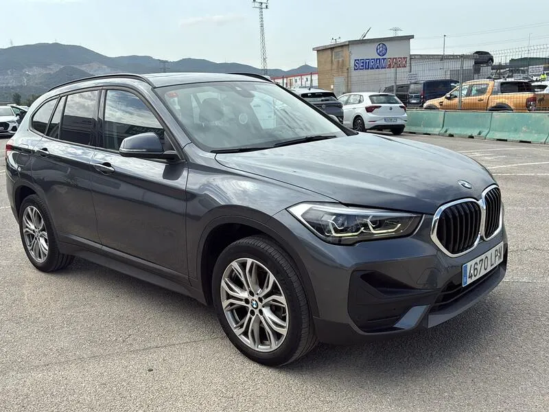 BMW X1 sDrive18i - foto 8